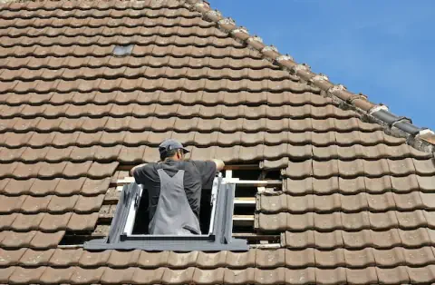 Pose de velux - Poilly-lez-Gien